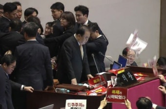 스트레이트뉴스 2020년 국내정치 전망(4‧15총선과 보수통합)