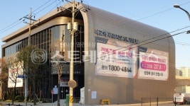 [분양 포토] 매교역 푸르지오 SK뷰의 견본주택…수원 청약경쟁률 역대 최고