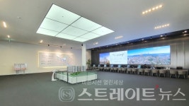 [분양 화보] 코로나19로 고요했던 더샵 광교산 퍼스트파크 견본주택