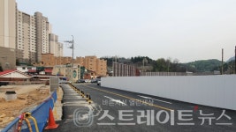 [분양 화보] 사패산 안골계곡 입구의 의정부 롯데캐슬 골드포레 공사 현장