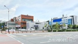 [분양 현장] 행정타운 센트럴 두산위브, 행정타운 최남단 새 아파트