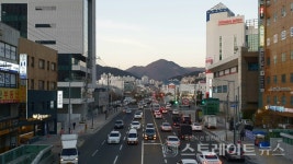 [분양 현장] 노후 지역 난개발 두산위브더제니스 센트럴 사하