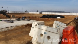 [분양 현장] 봉담2지구 중흥S-클래스 3차 공사현장, 두 단지 다 학교 옆