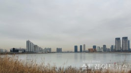 [분양 현장] 황량한 바닷가에 랜드마크 송도자이 크리스탈오션