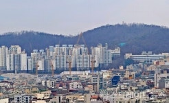 [르포] 집값 3~4억 급락 멘붕...은평 역촌1 센트레빌 아스테리움 84㎡형 9억