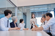 지냄, 헬스케어 전문 컨설턴트 육성한다