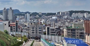 [르포] 디에이치 방배 분양가, 래미안 원펜타스·메이플자이와 비슷...서초구청 심의 제대로 했나?