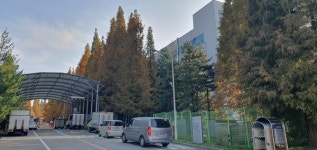 [르포] 반도체 위기에 지역경제도 빨간불.. 삼성 평택·화성사업장 둘러보니
