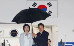 이 대통령 귀국길, 