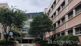[분양 현장] 1.5㎞ 내 초·중·고·대 다 있는 김해 삼계 동일스위트…단 왕복 8차로 대로 횡단해야
