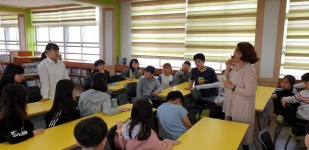 한정초, 찾아가는 독서캠페인 다독다독