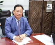 어기구 현장에 답이 있다고 생각하며 달렸다