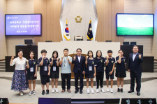 송악중학교 사회참여동아리 회원 당진시의회 견학