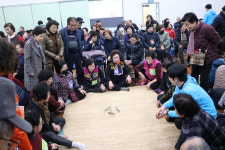 송산사회복지관, 제9회 한마음 윷놀이대회 개최