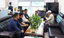 온새미로 봉사단, 6·25참전유공자회에 기금 전달