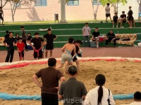 으랏차차..당진 교육장기 씨름대회 열려
