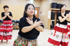 암으로 힘겨웠던 세월, 훌라댄스로 이겨냈습니다