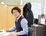 대법원 판례까지 찾았다..적극행정으로 민원 해결한 당진시 이용규 팀장