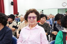 어르신들의 건강과 행복 기원한 송산면 효 경로잔치