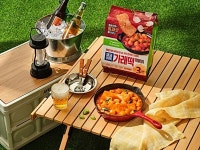 풀무원, 한입에 쏙 탱글어묵 가래떡 떡볶이 출시