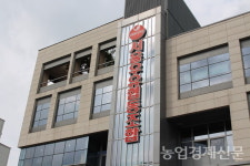 서울우유 낙농가 지원위해 목장 지원금 결정… 정부 정책 반대나 우윳값 인상 의도 없어