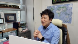 주식회사 이로운식품 김공방 | [인터뷰] '건강기능식품, 개인 맞춤형 시대로'... '더이로운' 양복렬 대표의 전략과 비전은