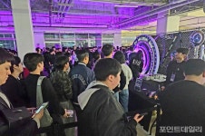 [르포] 응원봉 든 유저들이 에란겔 만들었다…배그 9주년 페스티벌