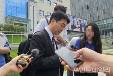 권혁빈 스마일게이트 CVO 이혼소송 1심…배우자에 2.5조 재산분할