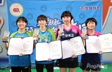 [포토] 회장기 학생탁구 여고 복식 입상자들, 우승은 안소연-유한나