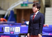 [포토] 경기장 지키는 코트 위 포청천 들! 종합탁구선수권 4일째