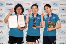 [포토] 2022 탁구디비전리그 전국 결선 여자 T4리그 입상팀들