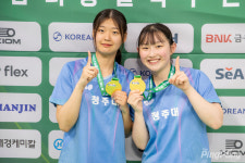 [포토] #주사랑_손단비 우승, #71회_종별탁구선수권_여대복식_입상자들