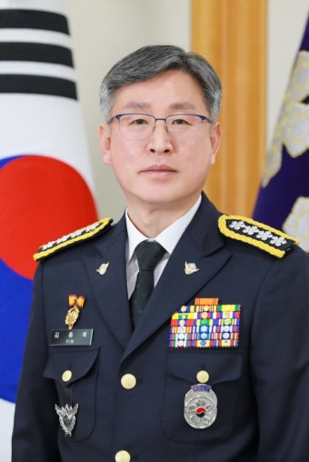 순경 출신 첫 청장, 김종욱 신임 해경청장 