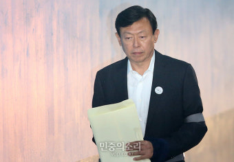 신동빈 뇌물 ‘유죄’지만 ‘집행유예’라는 2심 재판부, 추징금 70억도 취소
