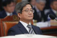 국정감사 참석한 김명수 대법원장[포토]