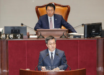 예산안 설명하는 김동연 경제부총리[포토]