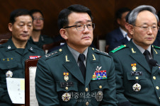 검찰, ‘세월호 유가족 불법사찰’ 이재수 전 기무사령관 구속영장 청구
