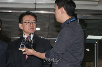 ‘세월호 유족 불법사찰’ 이재수 전 기무사령관 영장심사 출석…”부끄러움 없이 일했다“