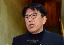 교섭에 앞서 입장 밝히는 김세권 스타플렉스 대표[포토]