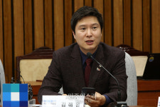 모두발언하는 김해영[포토]