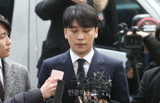 눈 감은 승리[포토]