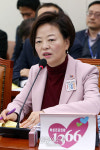답변하는 진선미 여가부 장관[포토]