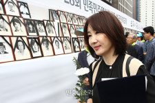 민족민주열사 추모제 참석한 배우 권재희[포토]