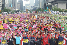 힘차게 시작하는 ‘비정규직 철폐’ 전국노동자대회[포토]