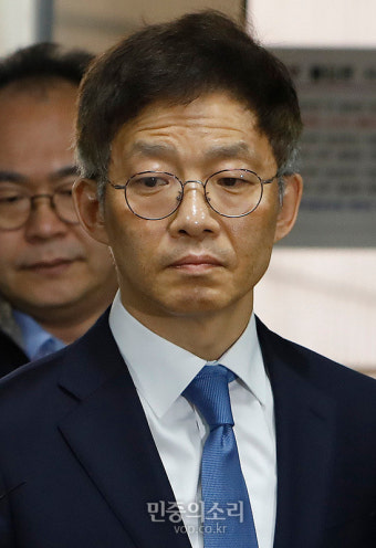‘성추행 피해 검사에 인사보복’ 안태근 전 검사장 2심도 징역 2년…구속 유지