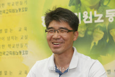 [만민보] “빨리 학교로 돌아와요” 개구쟁이들과 ‘잠시’ 헤어진 우신중 해직교사 권종현