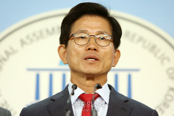 김문수, 박근혜 탄핵 찬성 세력 정계 은퇴 촉구