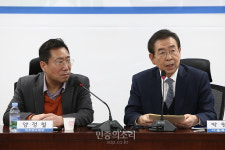 발언하는 박원순[포토]