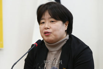 인사말하는 배복주 정의당 후보[포토]