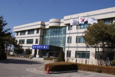 ‘가난 혐오’에 감춰진 ‘인권 무덤’ 화성 외국인보호소 고발자들